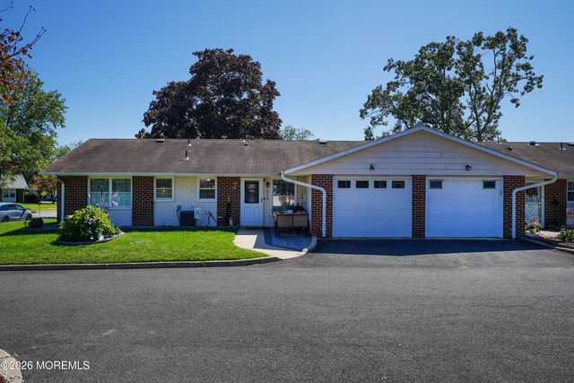 1075D Argyll Circle 1004, Lakewood, NJ 08701