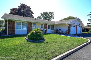 1075D Argyll Circle 1004, Lakewood, NJ 08701