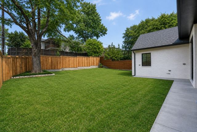 6903 La Vista Drive, Dallas, TX 75214