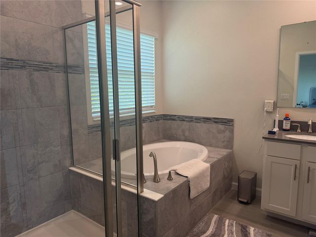 9896 RED EAGLE DRIVE, Orlando, FL 32825