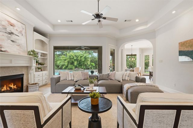 8111 Hideaway Lake Circle, Spring, TX 77389