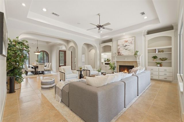 8111 Hideaway Lake Circle, Spring, TX 77389