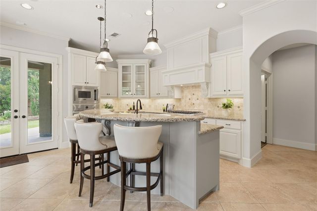 8111 Hideaway Lake Circle, Spring, TX 77389