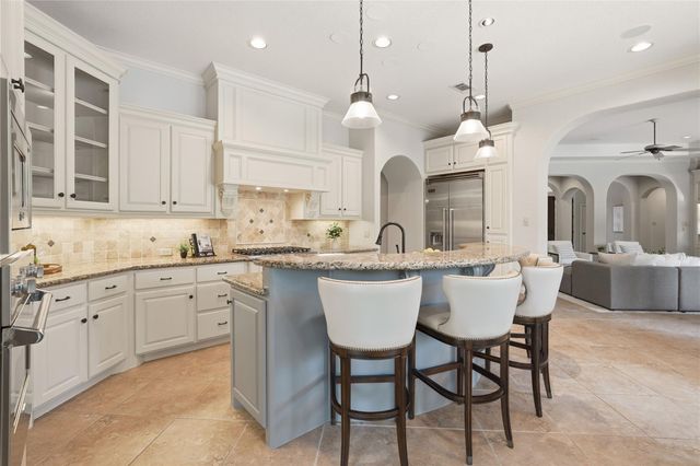 8111 Hideaway Lake Circle, Spring, TX 77389