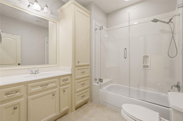 8111 Hideaway Lake Circle, Spring, TX 77389