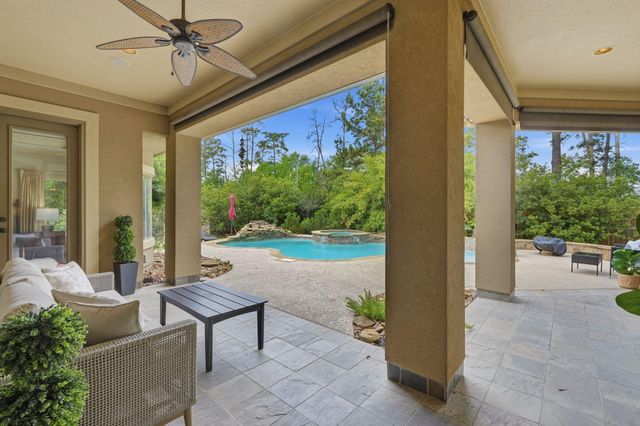 8111 Hideaway Lake Circle, Spring, TX 77389