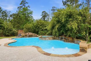 8111 Hideaway Lake Circle, Spring, TX 77389