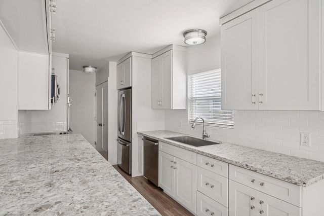 5119 River Avenue, Newport Beach, CA 92663