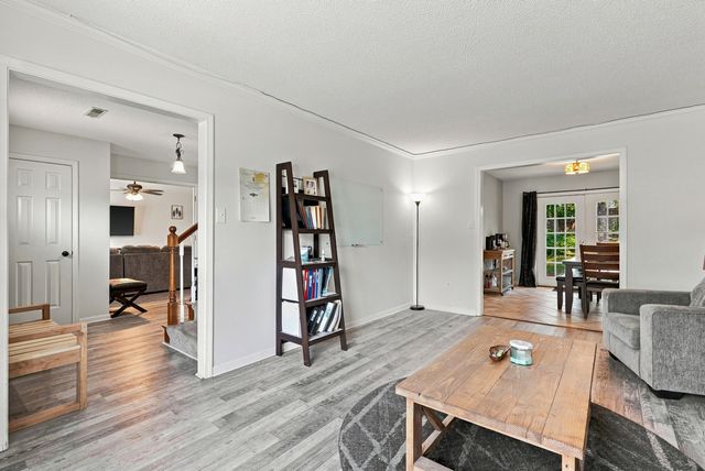 1509 SECRETARIAT DR, Columbia, MO 65202