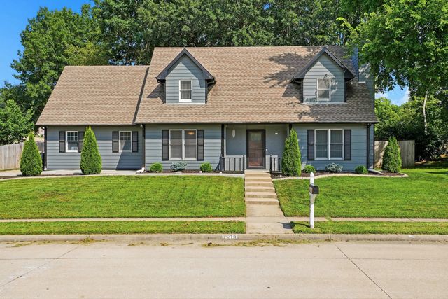 1509 SECRETARIAT DR, Columbia, MO 65202