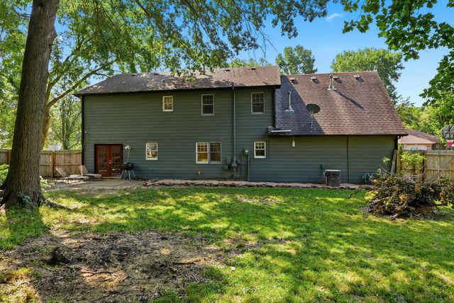 1509 SECRETARIAT DR, Columbia, MO 65202