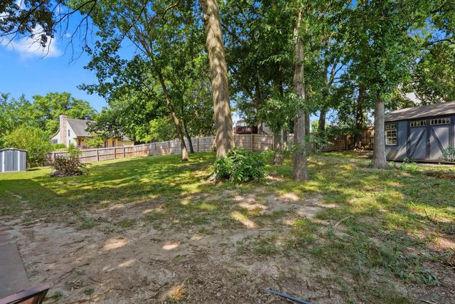 1509 SECRETARIAT DR, Columbia, MO 65202