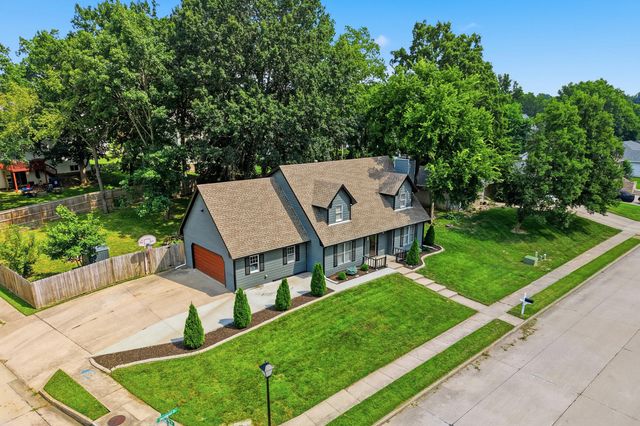1509 SECRETARIAT DR, Columbia, MO 65202
