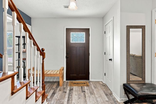 1509 SECRETARIAT DR, Columbia, MO 65202