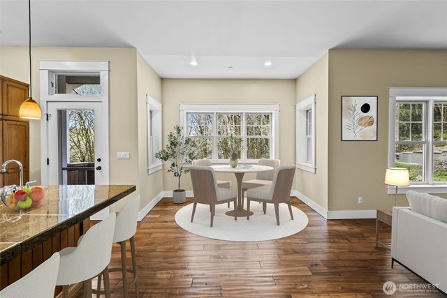 9715 Crescent Valley Drive NW, Gig Harbor, WA 98332