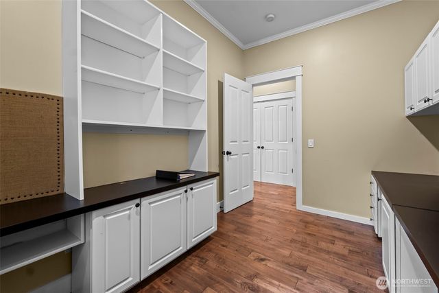 9715 Crescent Valley Drive NW, Gig Harbor, WA 98332