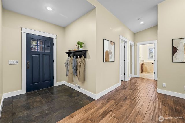 9715 Crescent Valley Drive NW, Gig Harbor, WA 98332