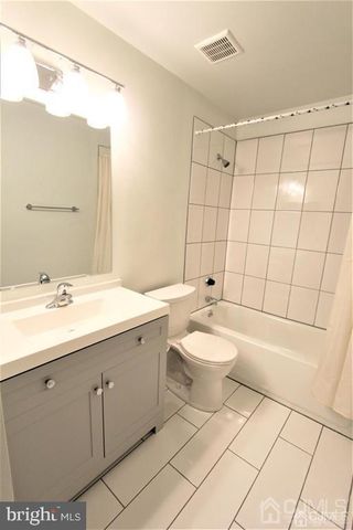 1219 RAVENS CREST DR, Plainsboro, NJ 08536