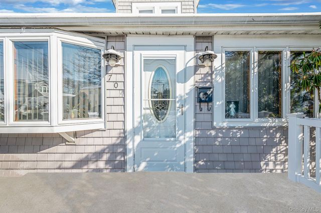 704 S 5th Street, Lindenhurst, NY 11757