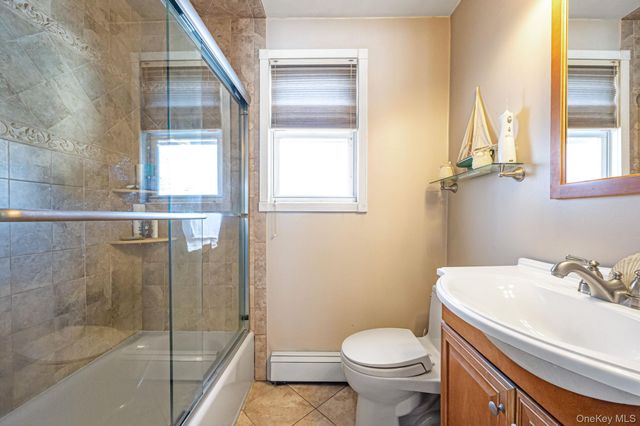 704 S 5th Street, Lindenhurst, NY 11757