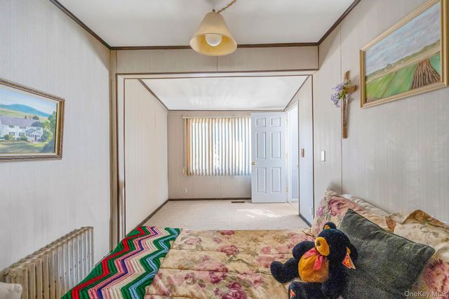 704 S 5th Street, Lindenhurst, NY 11757