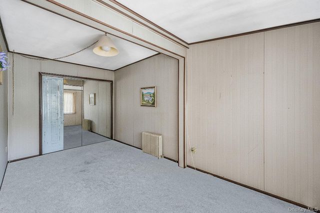 704 S 5th Street, Lindenhurst, NY 11757