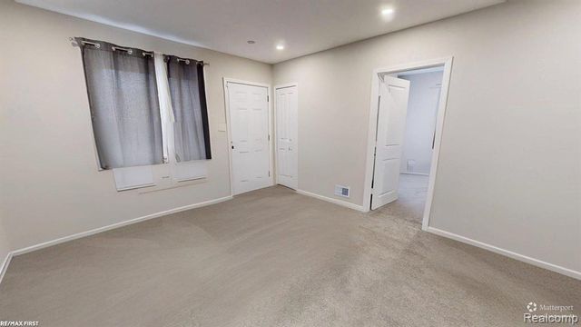 8415 Sherman Avenue, Warren, MI 48089