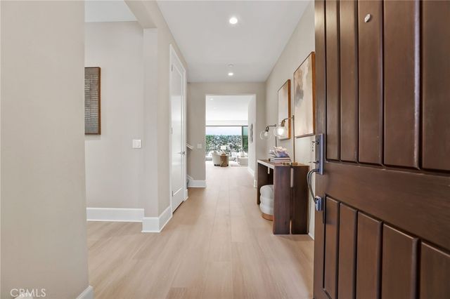 130 Donati, Irvine, CA 92602