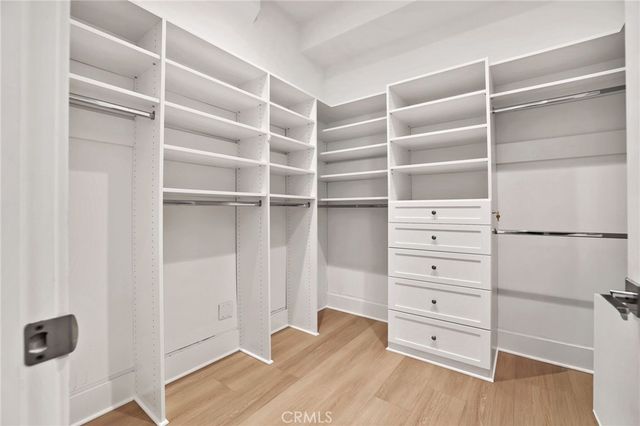 130 Donati, Irvine, CA 92602