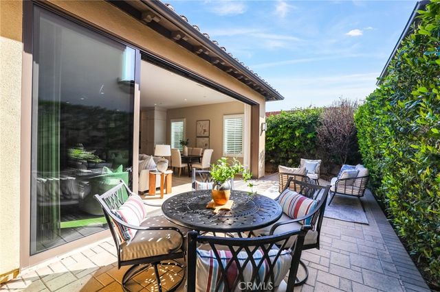 130 Donati, Irvine, CA 92602