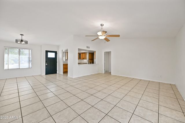 5924 E EVERETT Drive, Scottsdale, AZ 85254