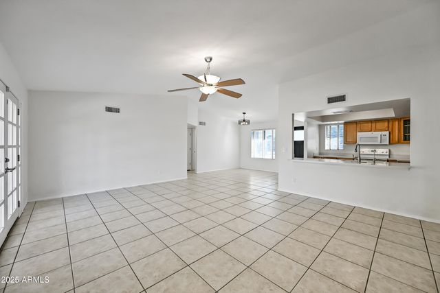 5924 E EVERETT Drive, Scottsdale, AZ 85254