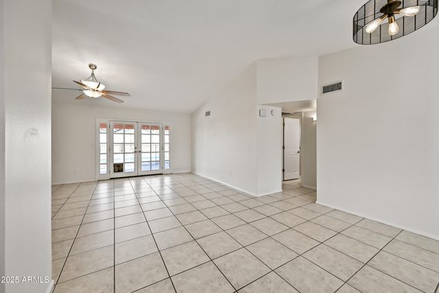 5924 E EVERETT Drive, Scottsdale, AZ 85254