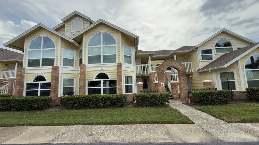 5014 LAGUNA BAY CIRCLE 111, Kissimmee, FL 34746