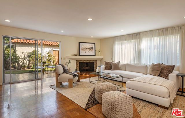 201 23rd Street, Santa Monica, CA 90402