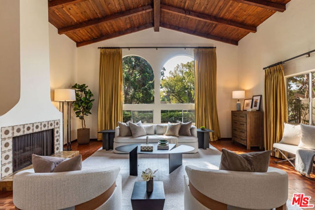 201 23rd Street, Santa Monica, CA 90402