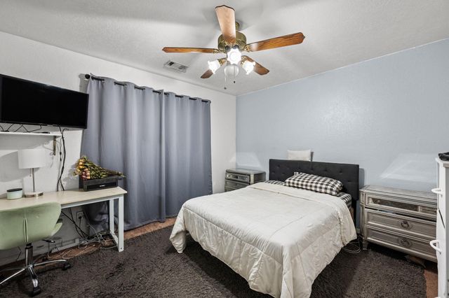 409 Mcphail Street, Tomball, TX 77375