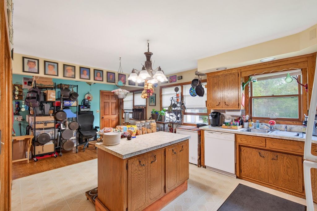1398 25th Street NW, New Brighton, MN 55112 — photo 3