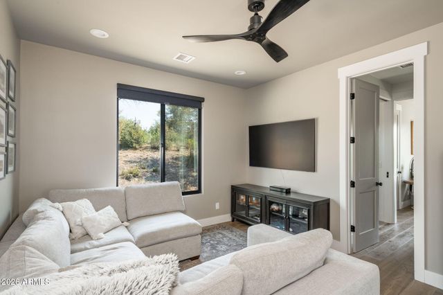 943 Estrella Court, Prescott, AZ 86305