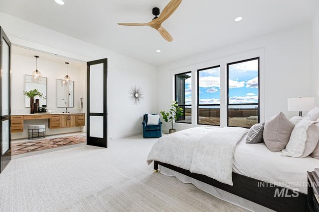 9803 Meadow Park Blvd, Middleton, ID 83644