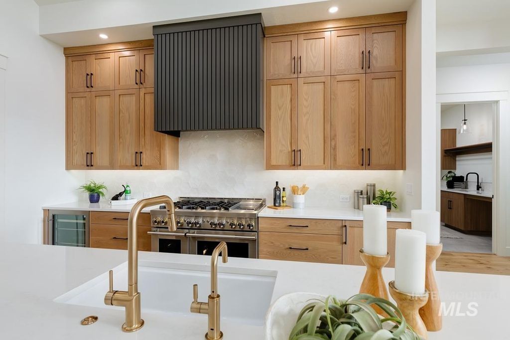 9803 Meadow Park Blvd, Middleton, ID 83644 photo 13