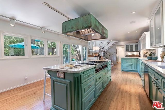 1707 Hill Street, Santa Monica, CA 90405