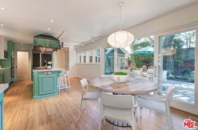 1707 Hill Street, Santa Monica, CA 90405