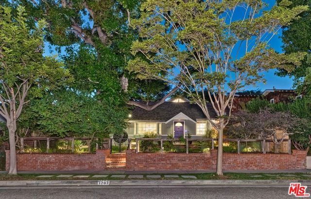 1707 Hill Street, Santa Monica, CA 90405