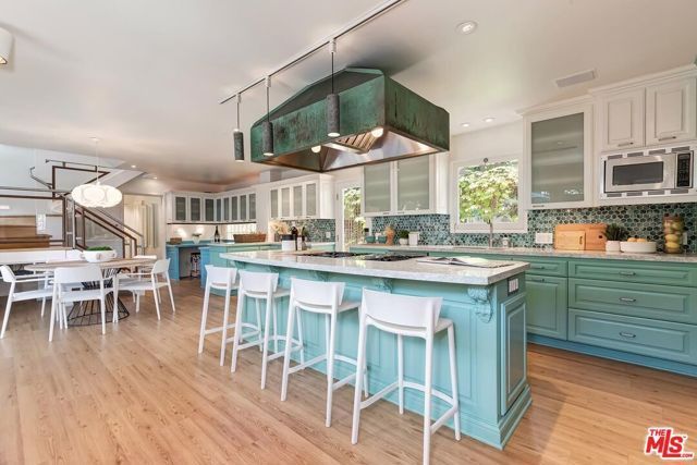 1707 Hill Street, Santa Monica, CA 90405