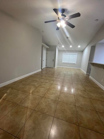915 11th Terrace, Vero Beach, FL 32960