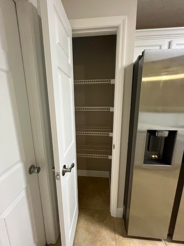915 11th Terrace, Vero Beach, FL 32960