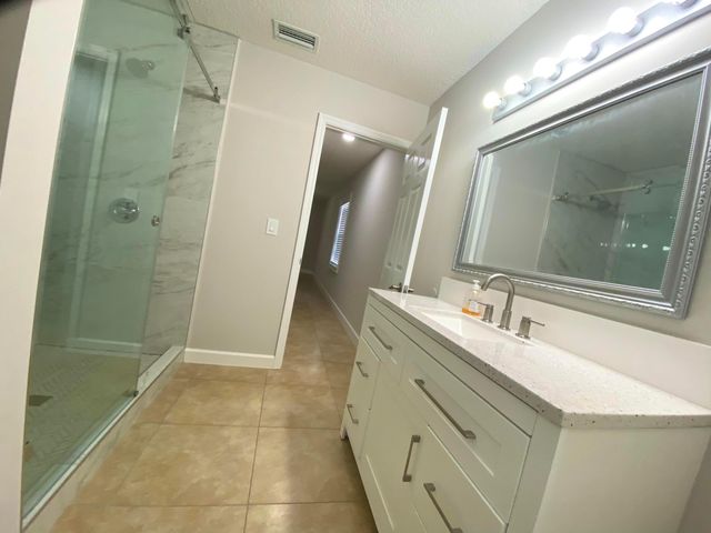 915 11th Terrace, Vero Beach, FL 32960