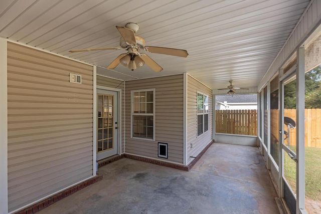 255 Melrose Ln, Dothan, AL 36303