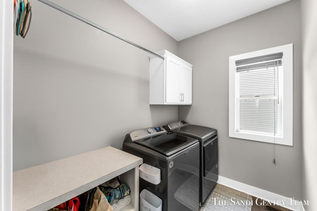 16517 Wickshire Place, Spring Lake, MI 49456